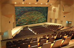県民文化ホール